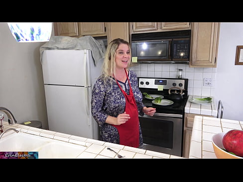 ❤️ A madrasta o ordenha na cozinha antes de sua data ️ Porno russo em porno pt-br.passiveincome1.ru ❌️❤
