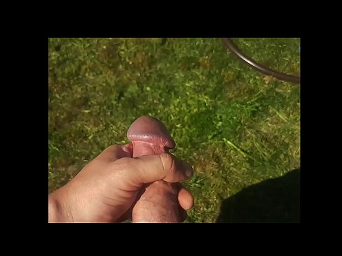 ❤️ A boazona se fode e se ejacula com um esguicho em um jardim de verão ️ Porno russo em porno pt-br.passiveincome1.ru ❌️❤